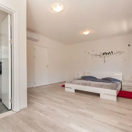 וילה Matanovi Dvori Slime